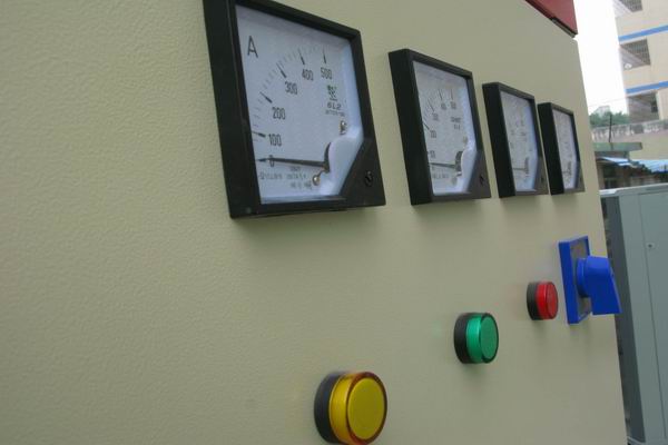 江阴配电柜-3683讲讲配电柜注意事项